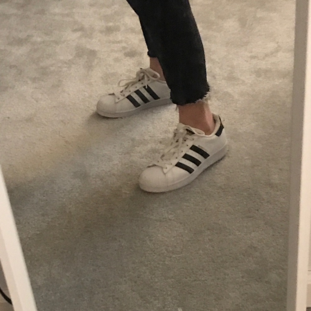 Adidas Superstar Sneakers
